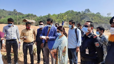 ইটভাটায় ভ্রাম্যমান আদালতের অভিযানঃনয় লক্ষ টাকা জরিমানা 