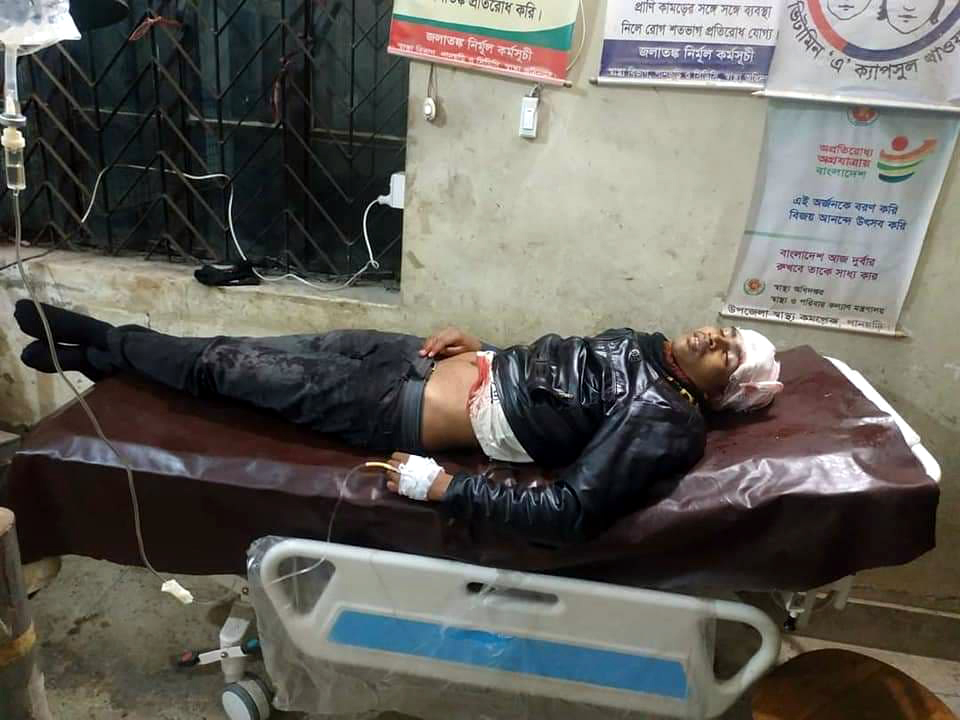 পানছড়িতে সন্ত্রাসীদের ধারালো অস্ত্রের কোপে আহত কলেজ ছাত্রের মৃত্যু