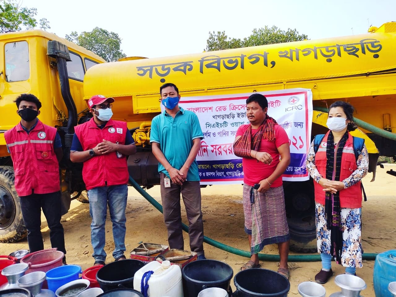 সওজ’র সহায়তায় ৫ গ্রামে বিশুদ্ধ পানি সরবরাহ
