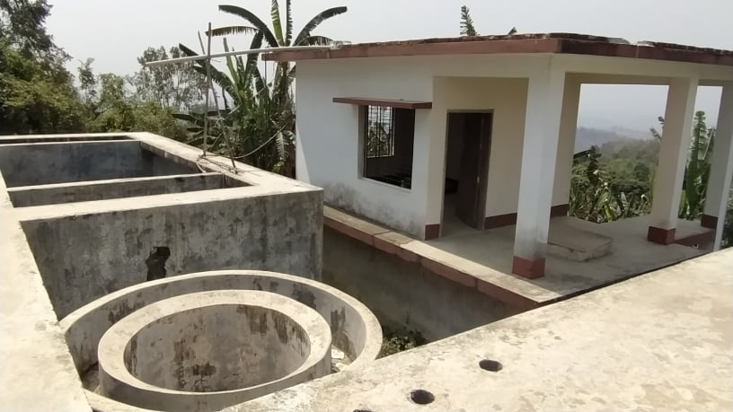 সাত বছরেও আলোর মুখ দেখেনি নীলাচল পানি সরবরাহ কেন্দ্র 