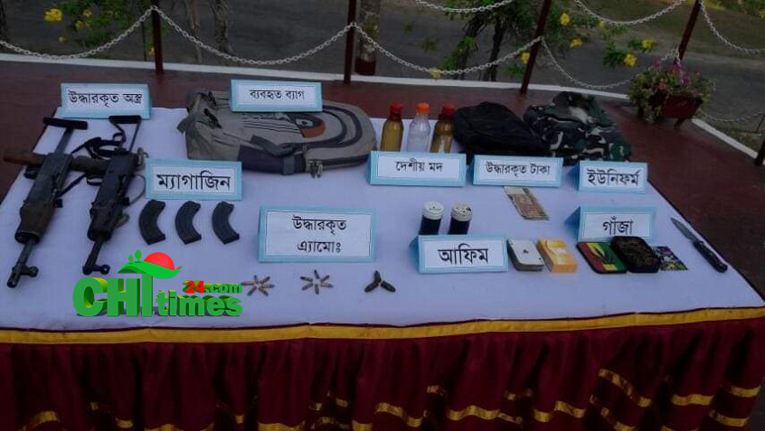 সেনা অভিযানঃ এসএমজি গুলি ও মাদক উদ্ধার