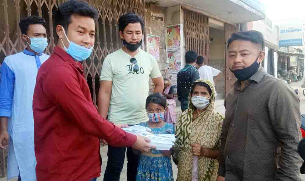 খাগড়াছড়িতে ছাত্রলীগের ইফতার বিতরণ