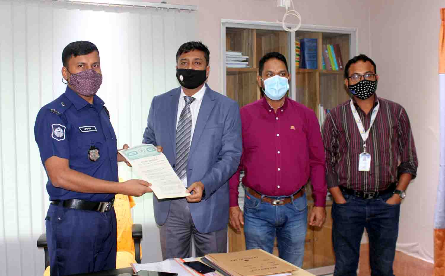 খাগড়াছড়িতে উপায় 'এ দেওয়া যাবে ট্রাফিকের জরিমানার টাকা 