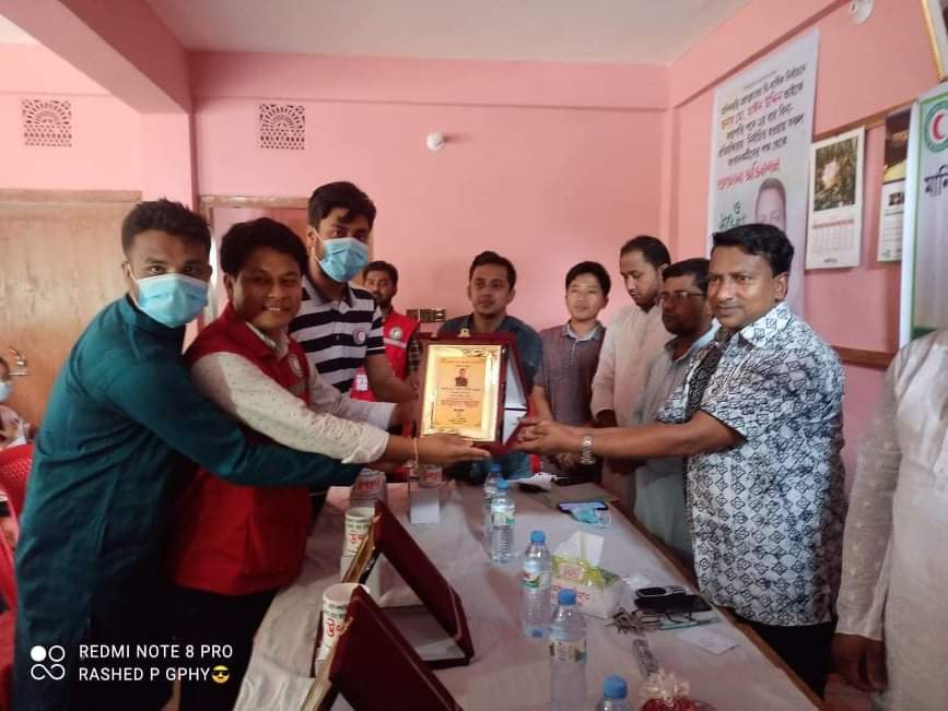 মানিকছড়ি প্রেসক্লাবের নবনির্বাচিত কমিটিকে যুব রেড ক্রিসেন্টের সংবর্ধনা