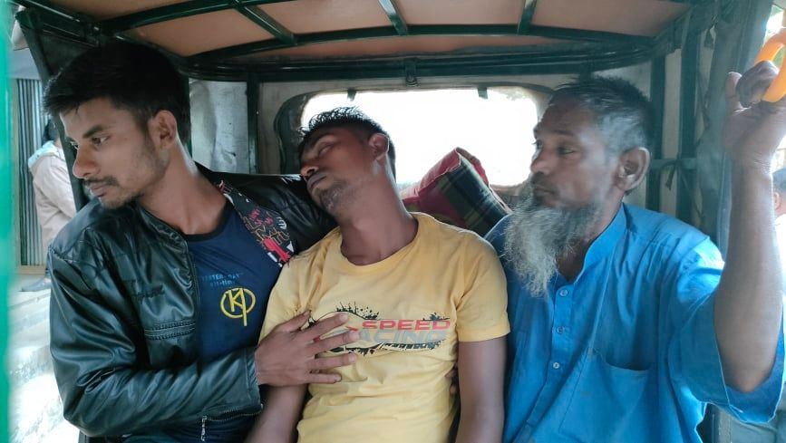প্রতিদ্বন্দ্বীতায় আধিপত্যের উত্তাপ দীঘিনালায়