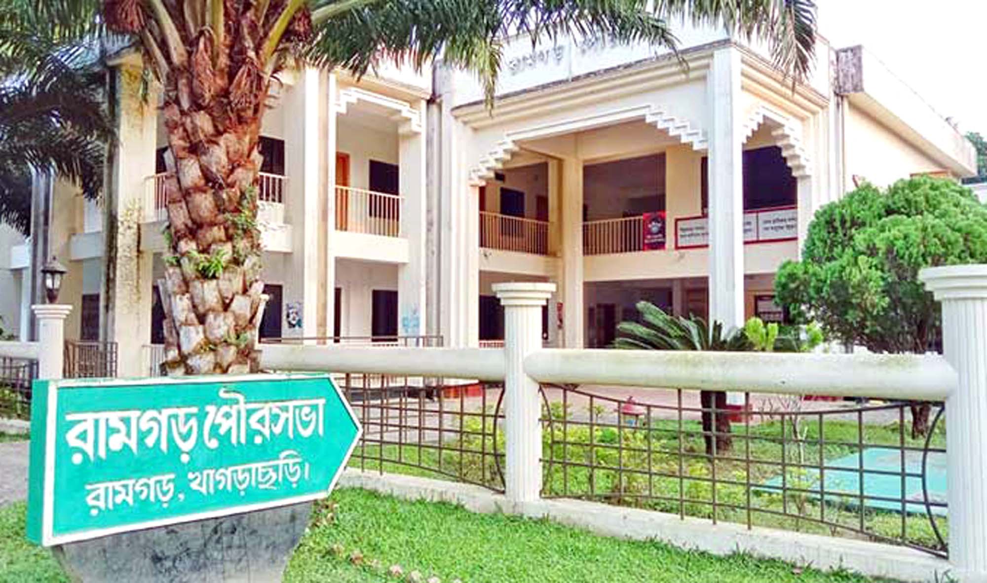 ক্ষমতা হস্থান্তরে মন্ত্রনালয়কে চিঠি: “অনন্য দৃষ্টান্ত স্থাপন জনপ্রতিনিধির”