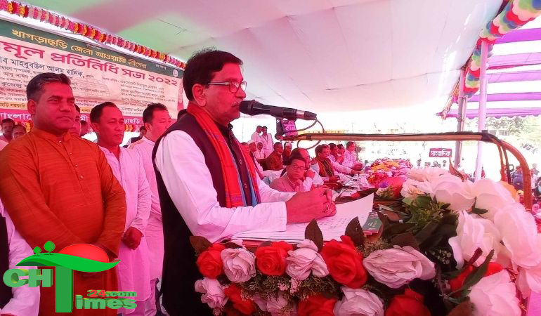 হানিফ: অবৈধ অস্ত্র হাতে পাহাড়ে শান্তি আনা সম্ভব নয়