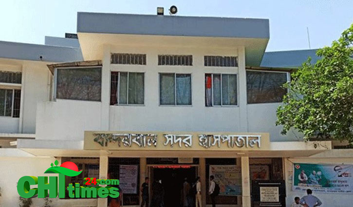 হাসপাতালের টয়লেটে গলায় ফাঁস দিয়ে নারীর আত্মহত্যা!