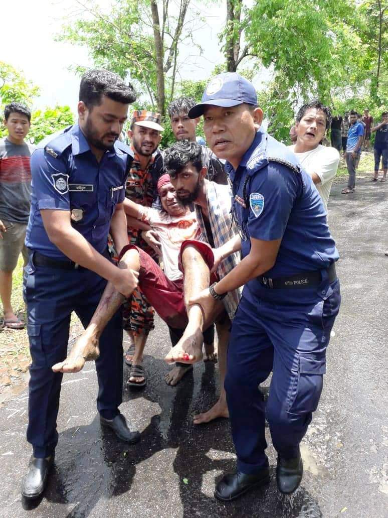 বান্দরবানে পর্যটকবাহী গাড়ী খাদে নিহত ৩, আহত ৬