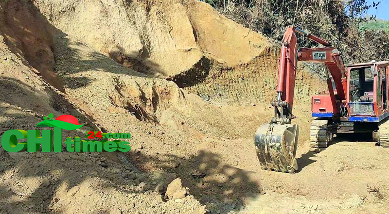 পার্বত্যাঞ্চলে উন্নয়নের নামে ব্যক্তি স্বার্থ চলছে পাহাড় কাটার মহোৎসব  