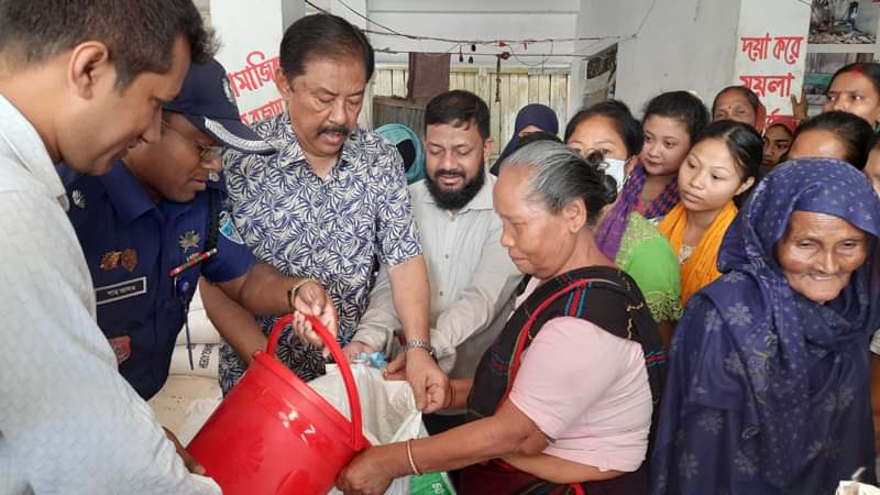 যে কোন উৎসব ও ধর্মীয় অনুষ্ঠান সুন্দরভাবে উদযাপনের জন্য প্রধানমন্ত্রী অক্লান্ত পরিশ্রম করে যাচ্ছেন: পার্বত্য মন্ত্রী