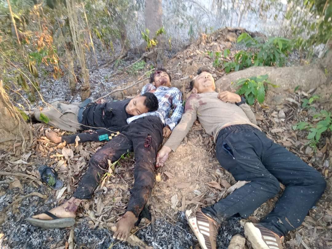 রোয়াংছড়িতে পাহাড়ি  সন্ত্রাসী কর্তৃক ৩ জনকে গুলি করে হত্যা 
