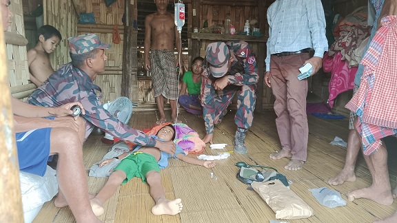 দুর্গম শিয়ালদহে ডায়রিয়ায় আক্রান্তদের সেনা-বিজিবি-বিমানবাহিনীর নেতৃত্বে চিকিৎসা সেবা