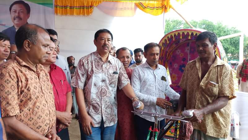 জননেত্রী শেখ হাসিনা অসহায়দের জীবনযাত্রার মান উন্নয়নে বিভিন্নভাবে সহায়তা করে যাচ্ছে;পার্বত্য মন্ত্রী 