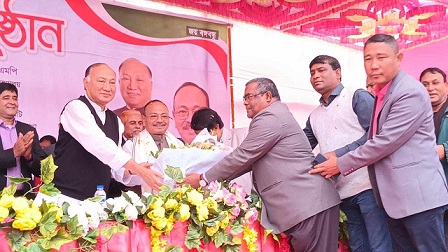পার্বত্য প্রতিমন্ত্রী কুজেন্দ্র লাল ত্রিপুরাকে রাঙামাটিতে আঃলীগের সংবর্ধনা
