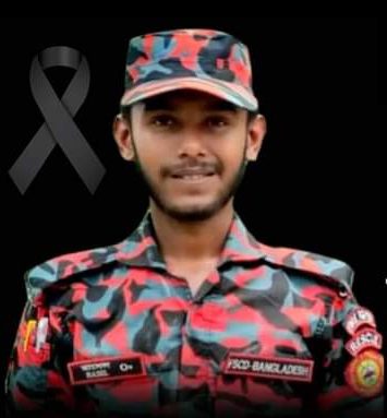 গাছ কাটতে গিয়ে বিদ্যুৎস্পৃষ্টে ফায়ার সার্ভিস কর্মীর মৃত্যু