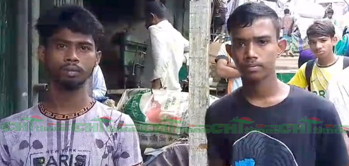 যাত্রীকে আঘাত করে ছিনতাইকালে ২ বখাটেকে ধরে পুলিশে দিলো জনতা