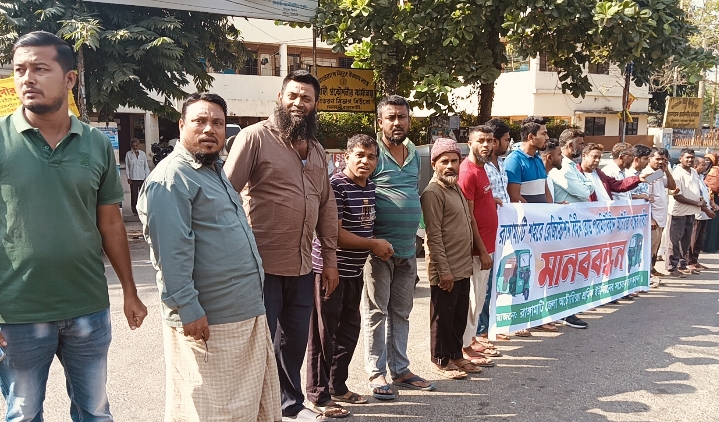 রাঙামাটিতে নিবন্ধনের পরও অনটেস্ট অবৈধ অটোরিক্সা চলাচল বন্ধ হয়নি অভিযোগ চালকদের