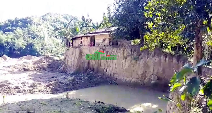 কাউখালীতে ইটভাটা মালিকের নির্মমতার শিকার জুমিয়া পরিবার