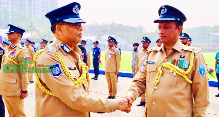 আইজিপি ব্যাজ পেলেন রাঙামাটির পুলিশ সুপার ড.ফরহাদ হোসেন
