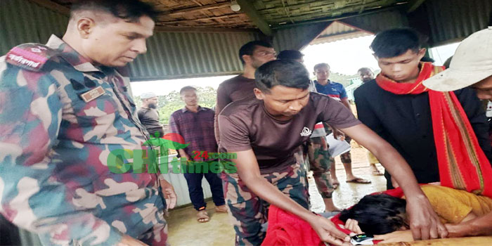 বজ্রপাতে মারাত্মক আহত‌ পাহাড়ি বিধবাকে উদ্ধার করে চিকিৎসা দিলো বিজিবি