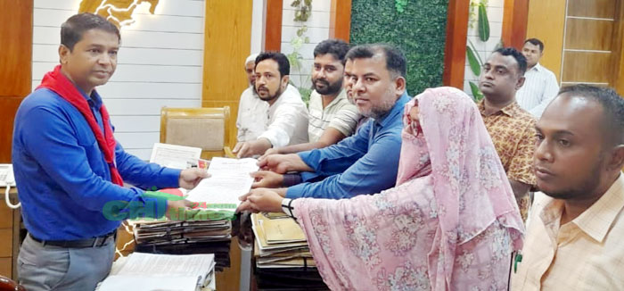 পার্বত্য জেলা পরিষদসমুহে জনসংখ্যা অনুপাতে নিয়োগের দাবিতে স্মারকলিপি 