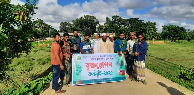 বাঘাইছড়িতে সড়কের পাশে জামায়াতের উদ্যোগে বৃক্ষরোপন 