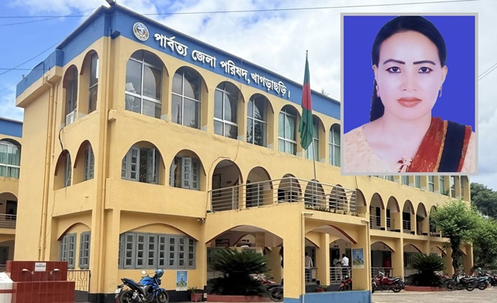 খাগড়াছড়িতে অপসারিত জেলা পরিষদ চেয়ারম্যানের কক্ষ থেকে পৌনে ৯ লাখ টাকা উদ্ধার