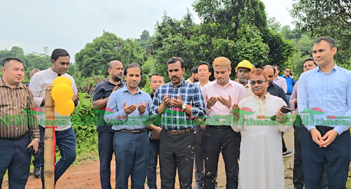 রাঙামাটির রাবি-প্রবিতে ছাত্র হোষ্টেল নির্মাণকাজের উদ্বোধন করলেন ভিসি