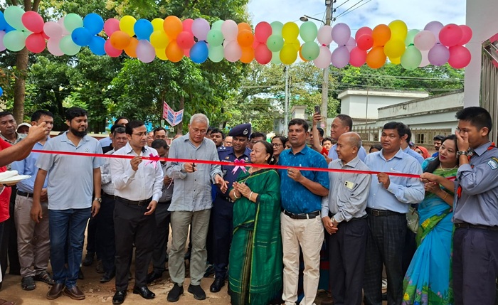 “প্রযুক্তির ছোঁয়ায় পার্বত্য শিক্ষার্থীদের স্মার্ট করে গড়ে তুলতে হবে” উপদেষ্টা সুপ্রদীপ চাকমা 