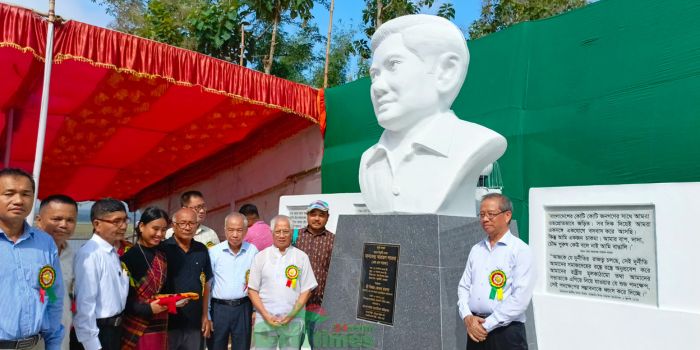 বাঘাইছড়িতে এম এন লারমা’র ভাস্কর্য উন্মোচন ও আলোচনা সভা অনুষ্ঠিত