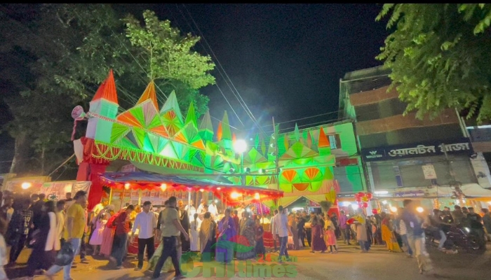 ঐতিহাসিক জগদ্ধাত্রী মেলায় চাঁদাবাজির অভিযোগে উত্তেজনা !