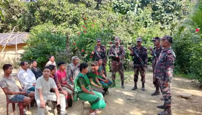 জাতীয় নির্বাচন সামনে রেখে সীমান্তে বিজিবির জনসচেতনতা