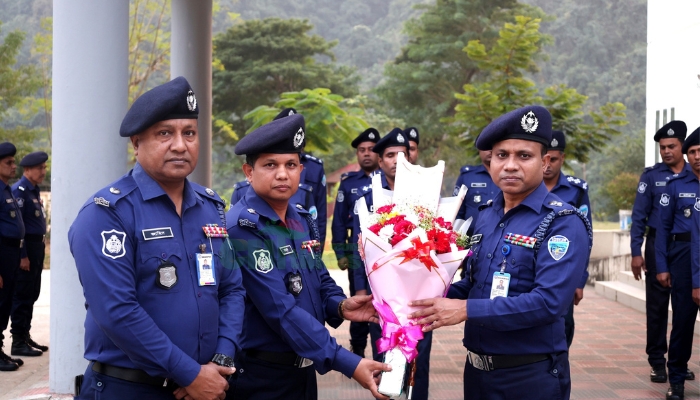 রাঙ্গামাটির কাপ্তাই থানা পরিদর্শন করলেন পুলিশ সুপার