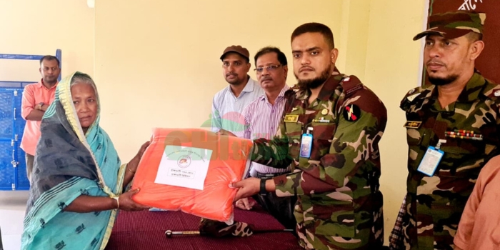 রাঙামাটিতে দুঃস্থ পুরোহিত;সেবাইতদের মাঝে সেনাবাহিনীর শীতবস্ত্র বিতরণ