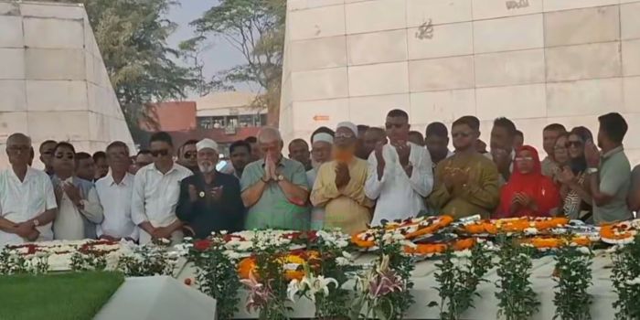 জিয়াউর রহমান ও খালেদা জিয়ার সমাধিতে ৩০০ আসনের নবনির্বাচিত এমপি সাচিং প্রু জেরীর শ্রদ্ধা