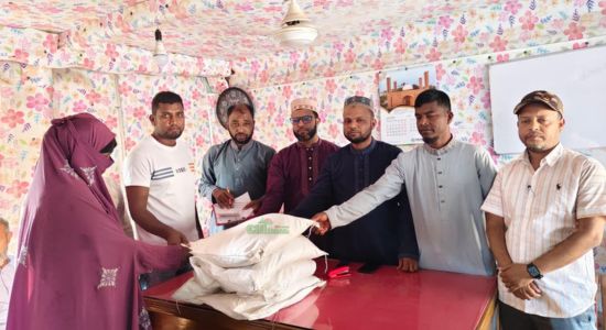 বাঘাইছড়ি জামায়াতে উদ্যোগে ঈদ উপহার বিতরণ