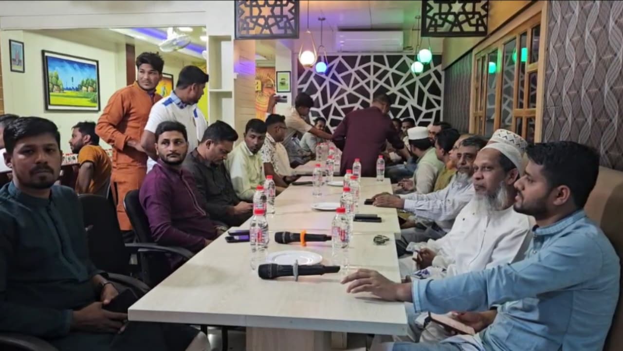 ভ্রাতৃত্ব ও ঐক্যের বার্তা নিয়ে লংগদু স্টুডেন্টস ফোরামের ইফতার মাহফিল