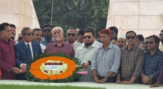 জিয়ার সমাধিতে নবগঠিত রাঙামাটি জেলা পরিষদের শ্রদ্ধা