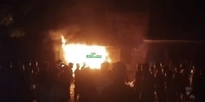 রাঙামাটির রিজার্ভ বাজারে ইন্দ্রপুরী সিনেমা হলে অগ্নিকাণ্ড, আগুনের সূত্রপাত নিয়ে রহস্য